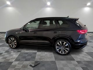 Volkswagen Touareg foto 2