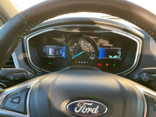 Ford Fusion foto 7