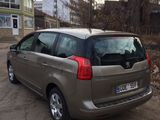 Peugeot 5008 foto 4