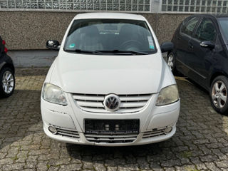 Volkswagen Fox foto 2