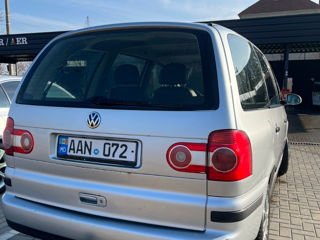 Volkswagen Sharan foto 3