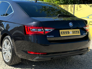 Skoda Superb foto 6