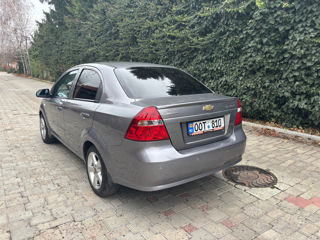 Chevrolet Aveo foto 5