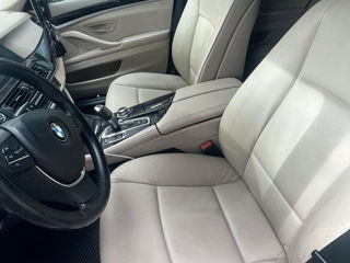 BMW 5 Series foto 4