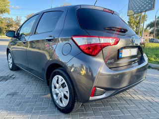 Toyota Yaris foto 4