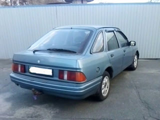 Ford Sierra foto 2