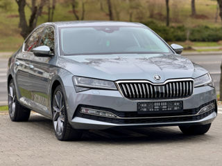 Skoda Superb foto 4