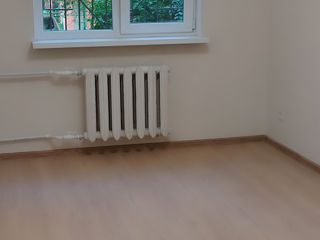 Apartament cu 3 camere, 92 m², Botanica, Chișinău foto 3