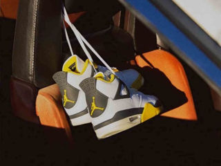 Air Jordan 4 Vivid Sulfur originali marimea 38 foto 5