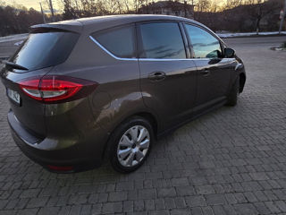 Ford C-Max foto 8