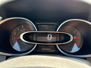 Renault Clio foto 10