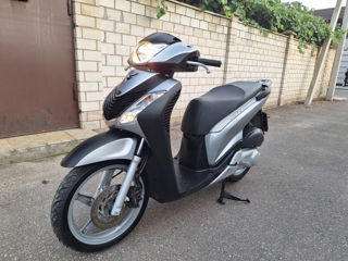 Honda SH 150 2010 + Video foto 4