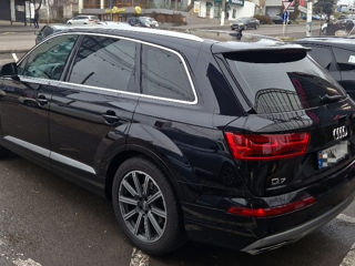 Audi Q7 foto 2