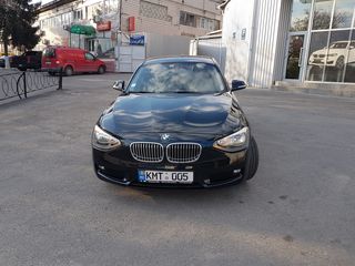 BMW 1 Series foto 2