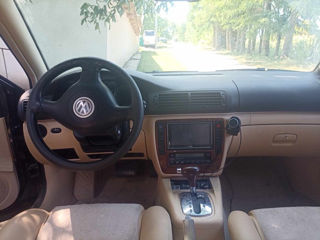 Volkswagen Passat foto 4