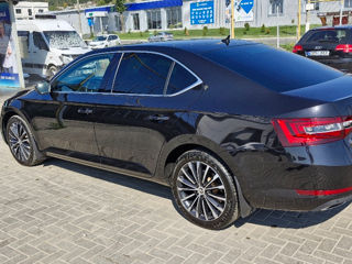 Skoda Superb foto 4