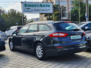 Ford Mondeo foto 6