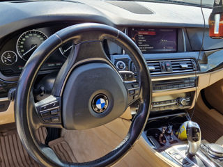 BMW 5 Series foto 7