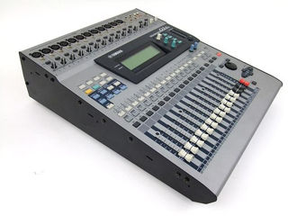 Mixer digital YAMAHA foto 4