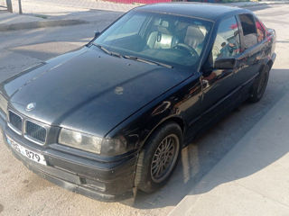 BMW 3 Series foto 9