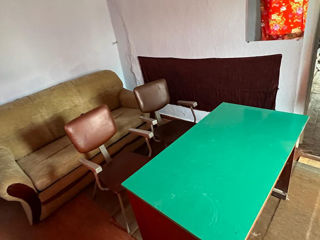 Продаются 2 стула и стол б/у в отличном состоянии foto 2