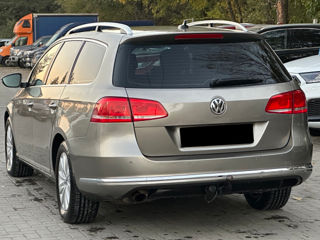 Volkswagen Passat foto 3