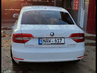 Skoda Superb foto 4