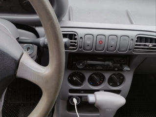 Nissan Micra foto 6