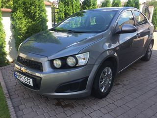 Chevrolet Aveo foto 1