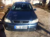 Opel Astra foto 1