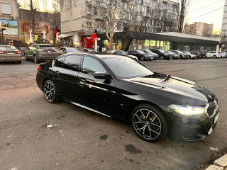 BMW 5 Series foto 5