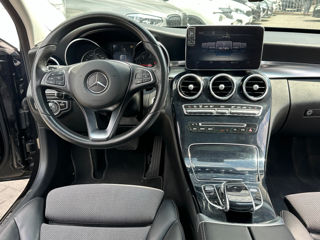 Mercedes C-Class foto 8