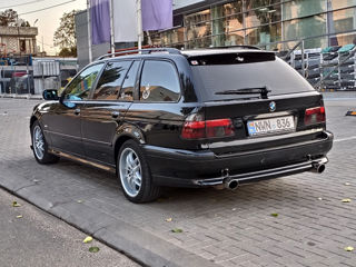 BMW 5 Series foto 5