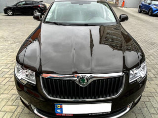 Skoda Superb foto 2