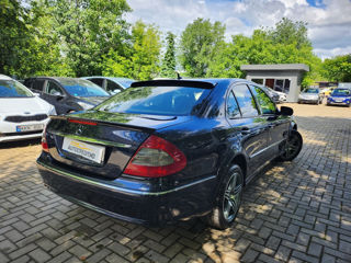 Mercedes E-Class foto 16