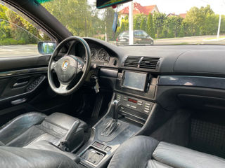 BMW 5 Series foto 7