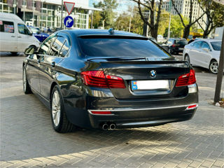 BMW 5 Series foto 6