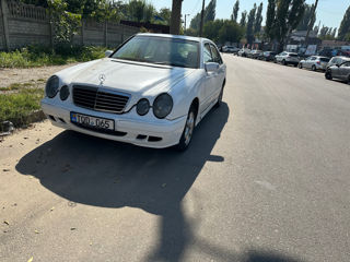 Mercedes E-Class