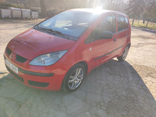 Mitsubishi Colt foto 3