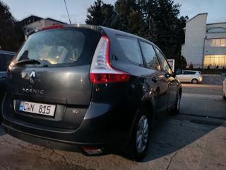 Renault Grand Scenic foto 3