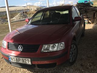 Volkswagen Passat foto 2