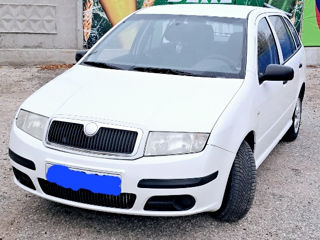 Skoda Fabia foto 4