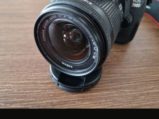 Canon EOS 700D foto 3