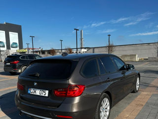 BMW 3 Series foto 4