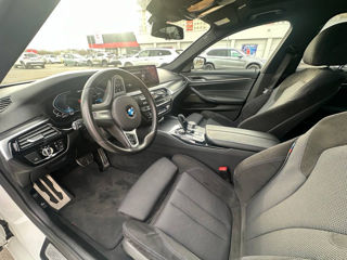 BMW 5 Series foto 7