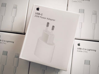 Блок питания Apple USB-C 20W