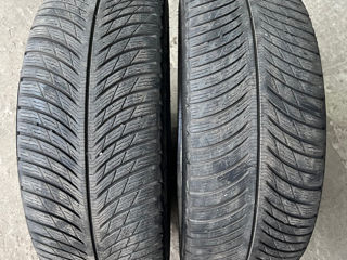 Продам 2 б.у шины 245/45 R18 Michelin Alpin 5 winter фото 0