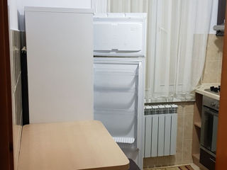 Apartament cu 2 camere, 52 m², Telecentru, Chișinău foto 2