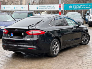 Ford Mondeo foto 3