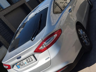 Ford Mondeo foto 5